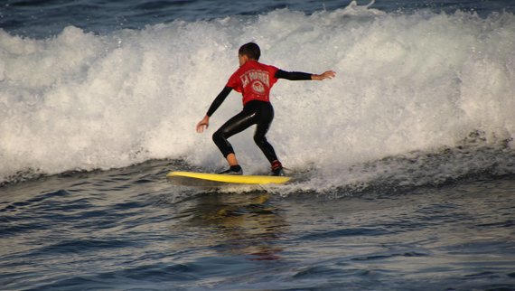 Courses of surf in winter for children (only residents)